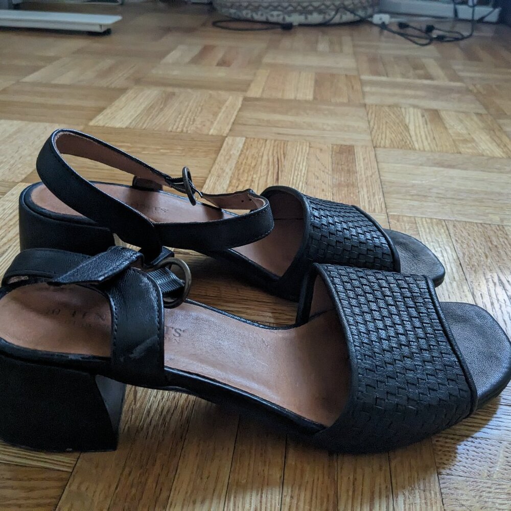 10 Points leather sandals, EU 40/US 9